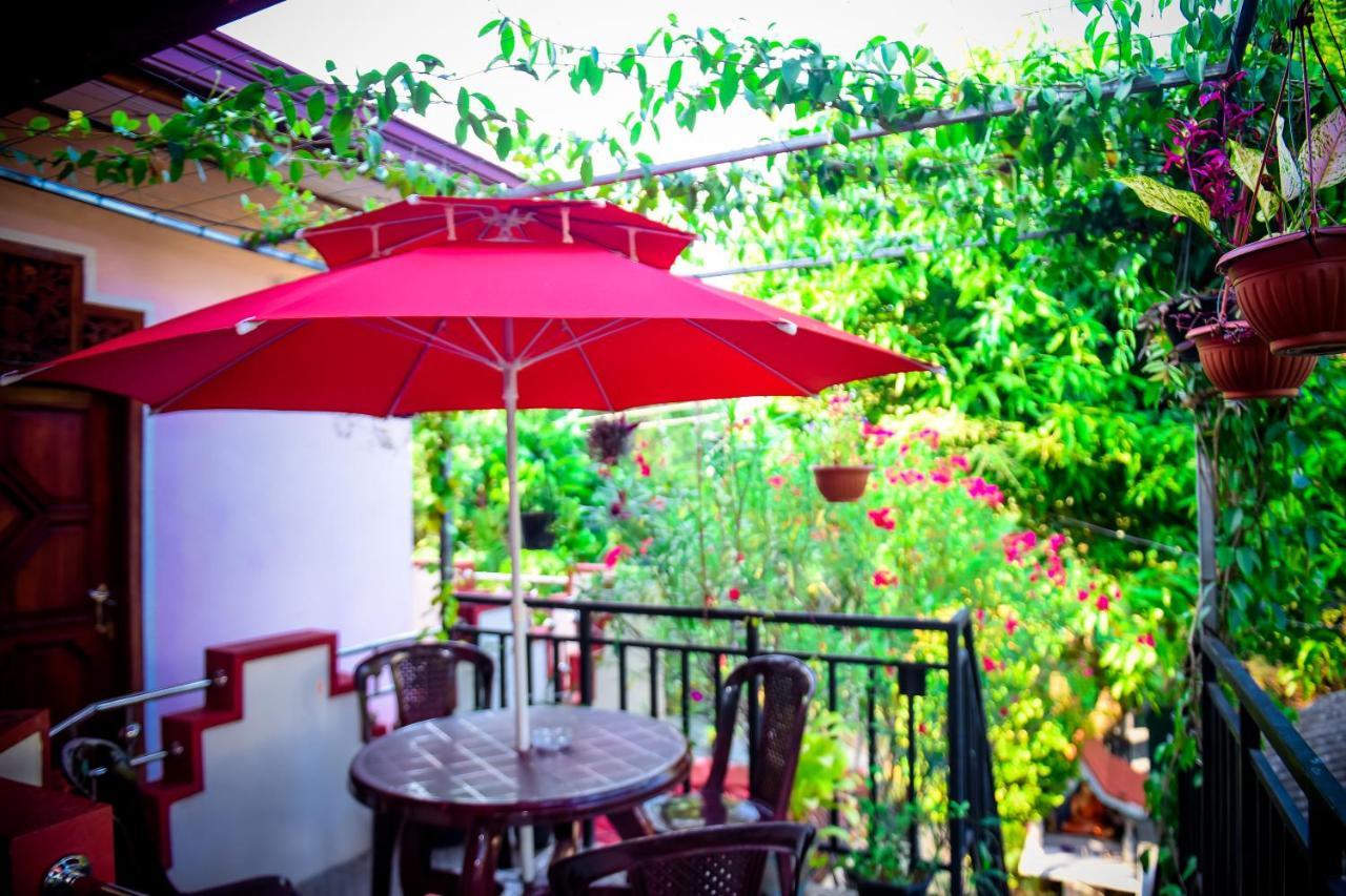 Tissa Rainbow Guest & Yala Hotell Tissamaharama Eksteriør bilde